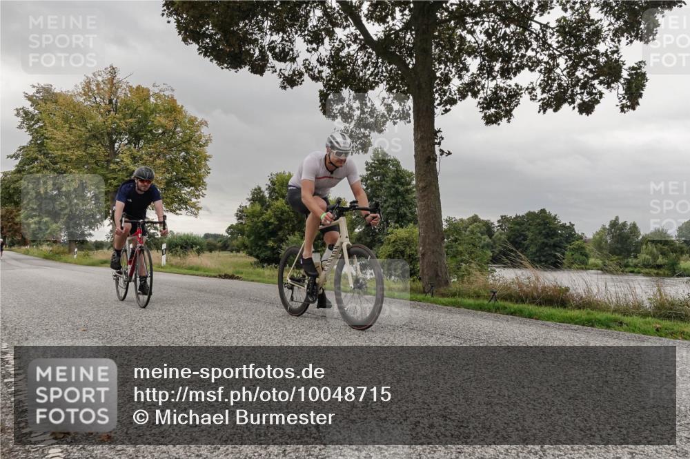 30.08.2026 - Elbe Triathlon Hamburg Michael Burmester http://msf.ph/oto/10048715 30.08.2026 09:45:25 Radfahren 321, 459, 467, 489 meine-sportfotos.de