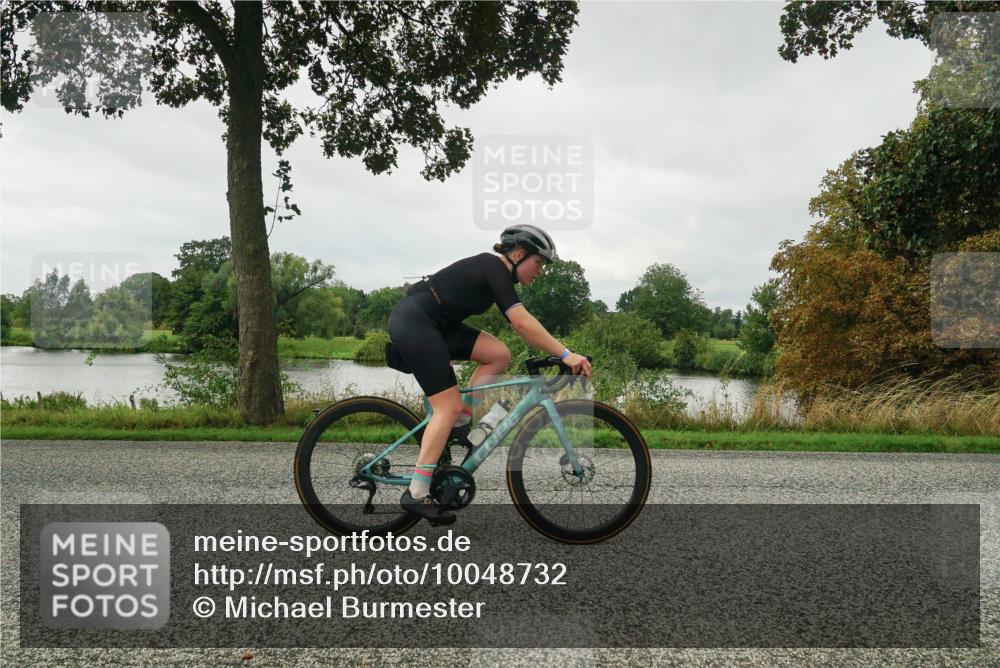 30.08.2026 - Elbe Triathlon Hamburg Michael Burmester http://msf.ph/oto/10048732 30.08.2026 09:34:50 Radfahren 214, 330, 436, 736, 754 meine-sportfotos.de
