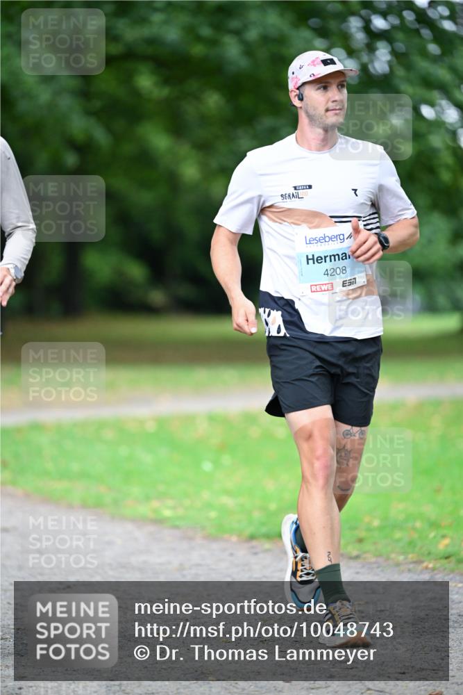 30.08.2026 - Blankeneser Heldenlauf Dr. Thomas Lammeyer http://msf.ph/oto/10048743 30.08.2026 11:28:09 Laufen 4208, 51 meine-sportfotos.de