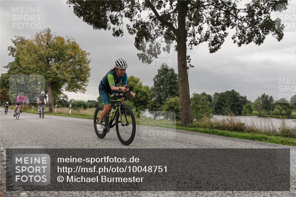30.08.2026 - Elbe Triathlon Hamburg Michael Burmester http://msf.ph/oto/10048751 30.08.2026 09:45:40 Radfahren 354, 548, 655, 673, 859 meine-sportfotos.de
