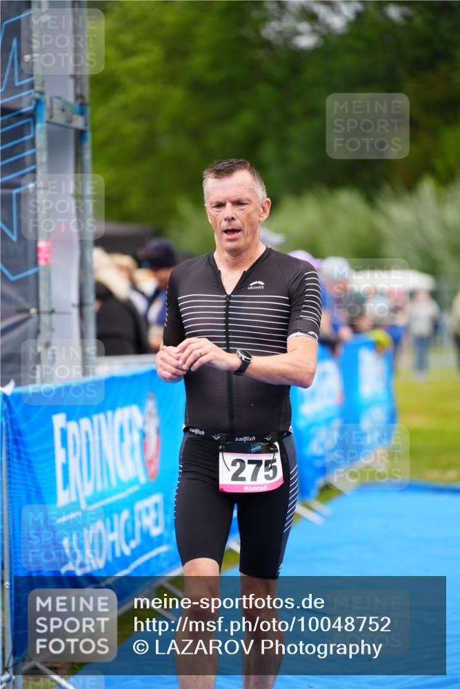 30.08.2026 - Elbe Triathlon Hamburg LAZAROV Photography http://msf.ph/oto/10048752 30.08.2026 10:34:08 Ziel 275 meine-sportfotos.de