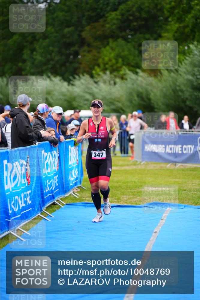 30.08.2026 - Elbe Triathlon Hamburg LAZAROV Photography http://msf.ph/oto/10048769 30.08.2026 10:34:16 Ziel 347, 412 meine-sportfotos.de