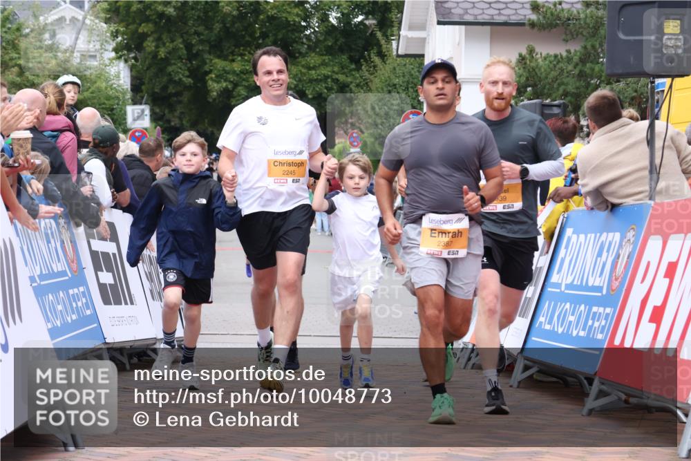 30.08.2026 - Blankeneser Heldenlauf Lena Gebhardt http://msf.ph/oto/10048773 30.08.2026 11:55:53 Ziel 2245, 2387, 2391, 2678, 2939 meine-sportfotos.de