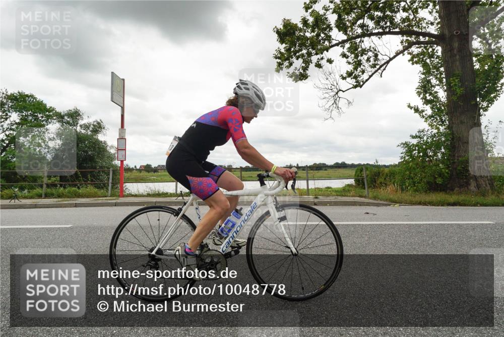 30.08.2026 - Elbe Triathlon Hamburg Michael Burmester http://msf.ph/oto/10048778 30.08.2026 15:23:50 Radfahren  meine-sportfotos.de