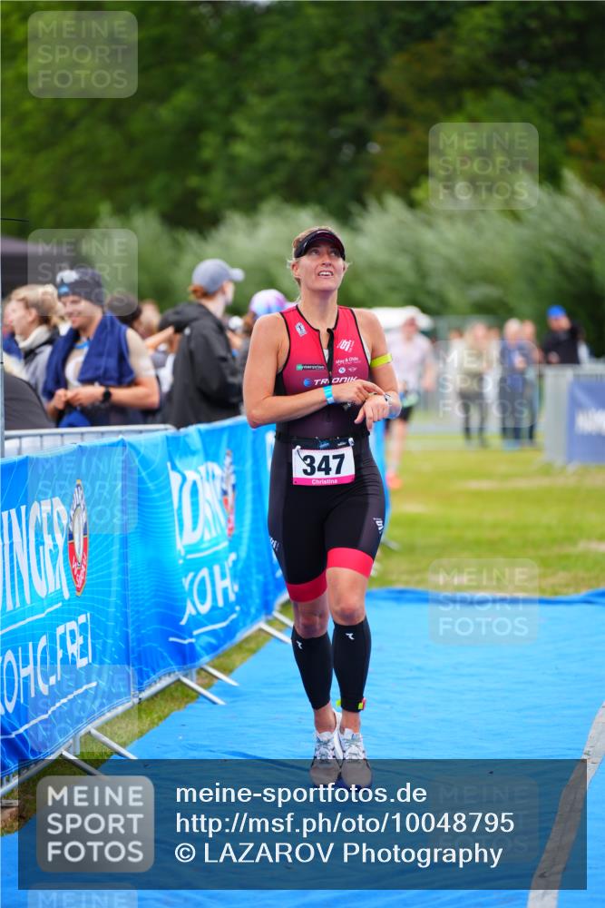 30.08.2026 - Elbe Triathlon Hamburg LAZAROV Photography http://msf.ph/oto/10048795 30.08.2026 10:34:17 Ziel 347, 412 meine-sportfotos.de