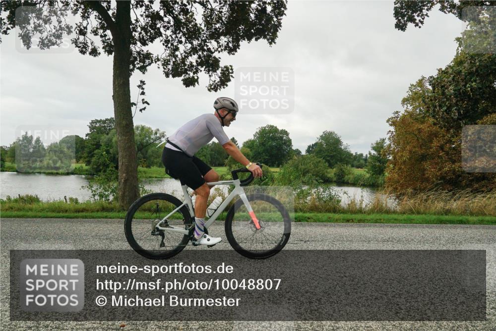 30.08.2026 - Elbe Triathlon Hamburg Michael Burmester http://msf.ph/oto/10048807 30.08.2026 09:35:16 Radfahren 415, 496, 686, 714, 716 meine-sportfotos.de