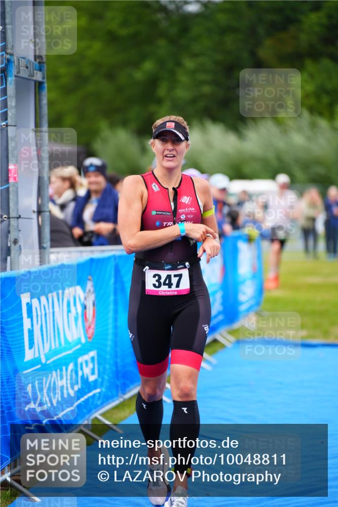 30.08.2026 - Elbe Triathlon Hamburg LAZAROV Photography http://msf.ph/oto/10048811 30.08.2026 10:34:18 Ziel 347, 412 meine-sportfotos.de