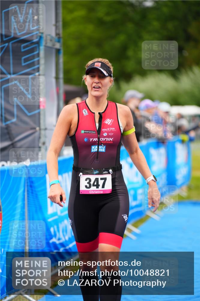 30.08.2026 - Elbe Triathlon Hamburg LAZAROV Photography http://msf.ph/oto/10048821 30.08.2026 10:34:19 Ziel 347, 412 meine-sportfotos.de