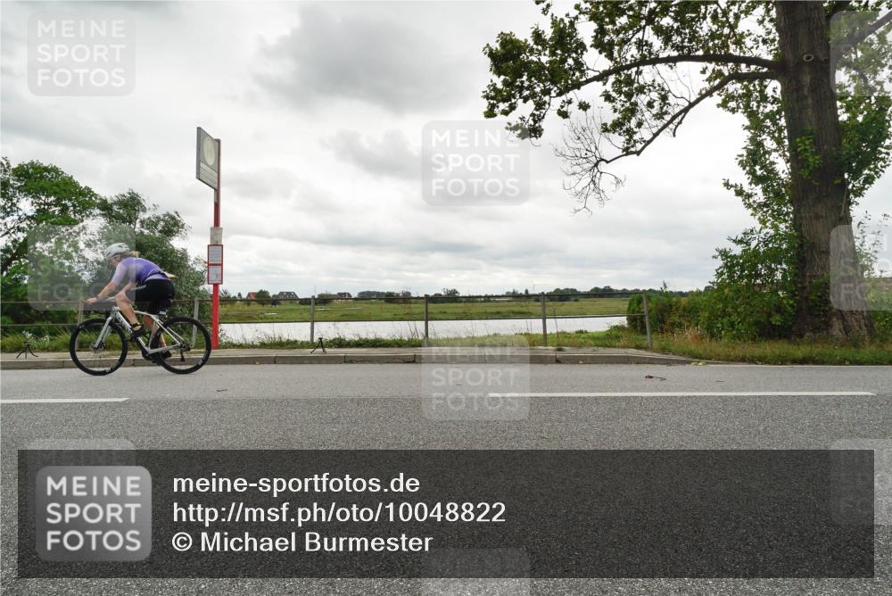 30.08.2026 - Elbe Triathlon Hamburg Michael Burmester http://msf.ph/oto/10048822 30.08.2026 15:24:44 Radfahren  meine-sportfotos.de