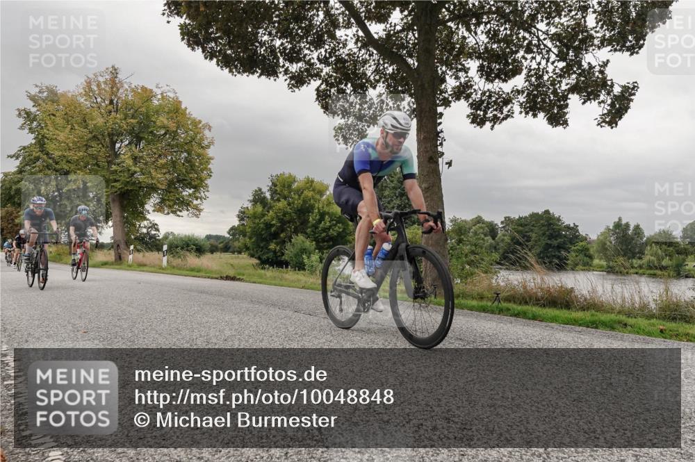 30.08.2026 - Elbe Triathlon Hamburg Michael Burmester http://msf.ph/oto/10048848 30.08.2026 09:46:23 Radfahren 343, 375, 412, 414, 484, 493, 546, 568, 577, 650, 651, 691, 718, 725, 782, 812 meine-sportfotos.de