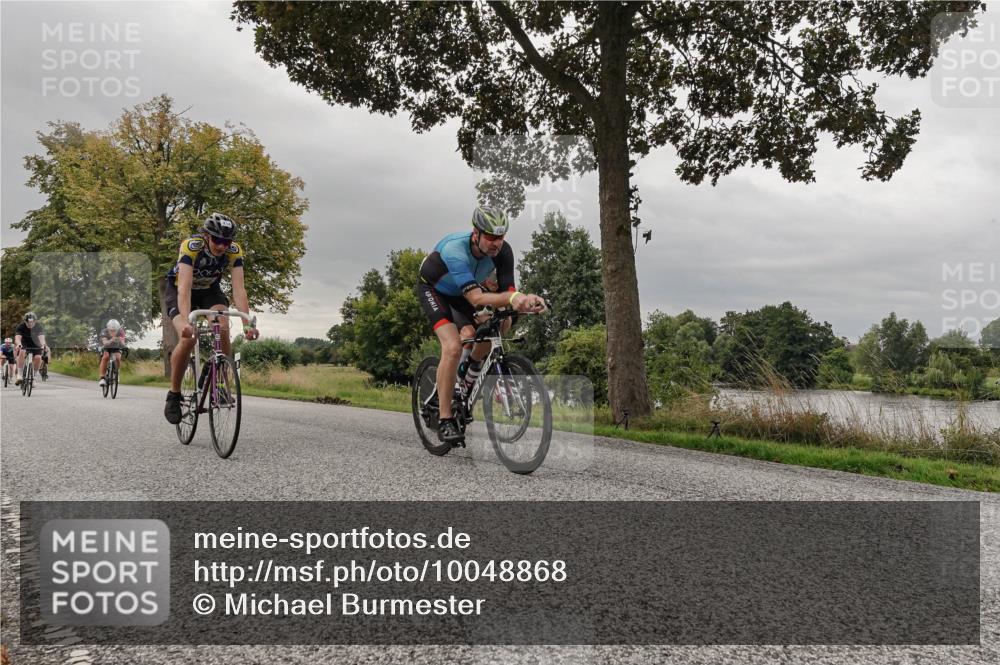 30.08.2026 - Elbe Triathlon Hamburg Michael Burmester http://msf.ph/oto/10048868 30.08.2026 09:46:26 Radfahren 343, 375, 412, 414, 484, 493, 546, 568, 589, 651, 691, 718, 725, 782, 812 meine-sportfotos.de