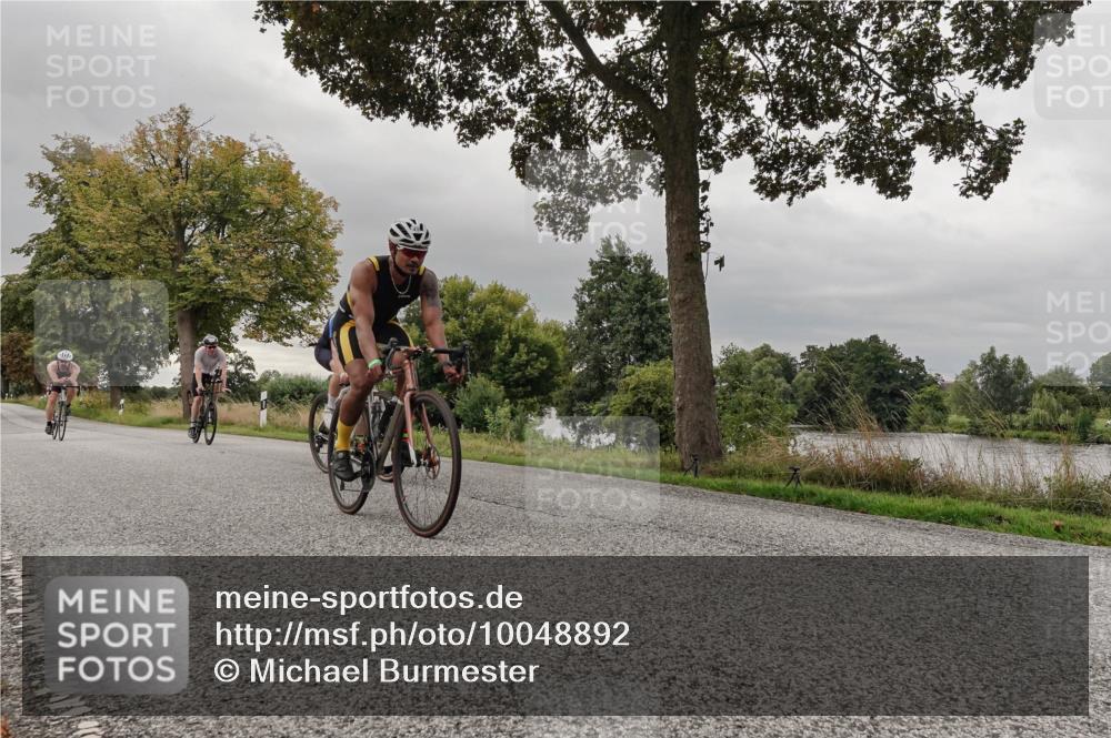 30.08.2026 - Elbe Triathlon Hamburg Michael Burmester http://msf.ph/oto/10048892 30.08.2026 09:46:28 Radfahren 343, 412, 414, 426, 484, 493, 568, 589, 718, 725, 782 meine-sportfotos.de
