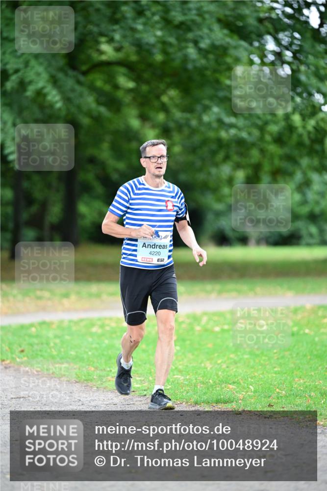 30.08.2026 - Blankeneser Heldenlauf Dr. Thomas Lammeyer http://msf.ph/oto/10048924 30.08.2026 11:28:50 Laufen 4220, 51 meine-sportfotos.de