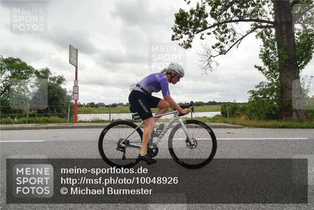 30.08.2026 - Elbe Triathlon Hamburg Michael Burmester http://msf.ph/oto/10048926 30.08.2026 15:26:01 Radfahren  meine-sportfotos.de