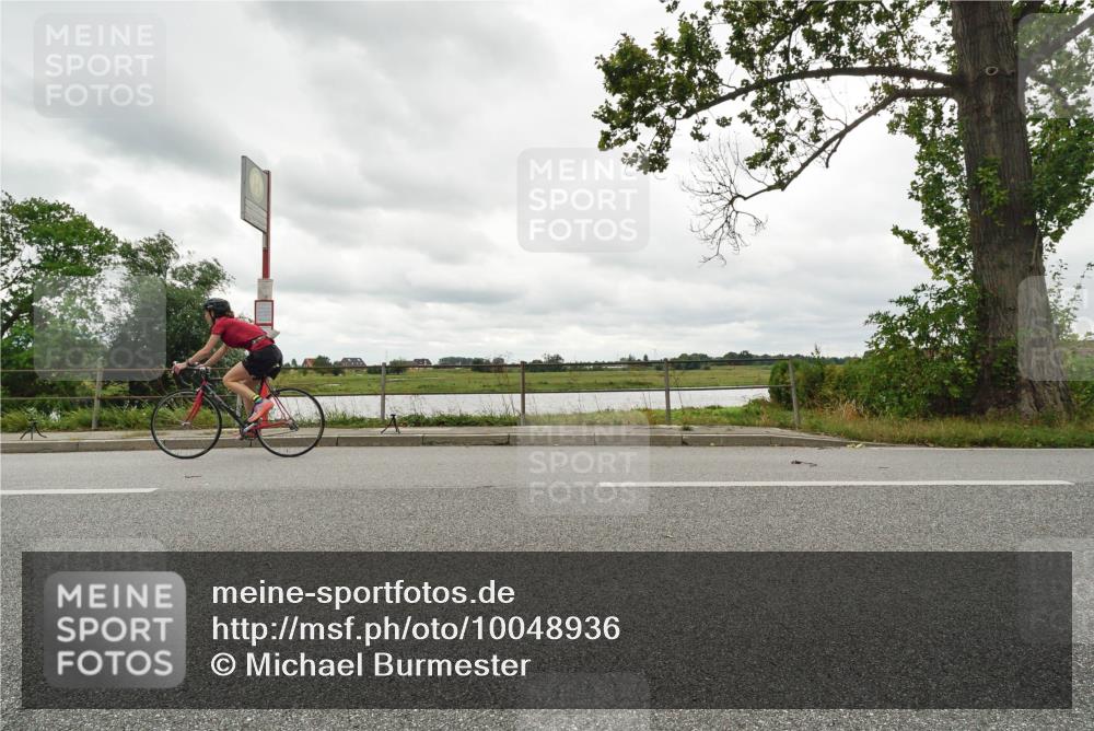 30.08.2026 - Elbe Triathlon Hamburg Michael Burmester http://msf.ph/oto/10048936 30.08.2026 15:26:25 Radfahren  meine-sportfotos.de