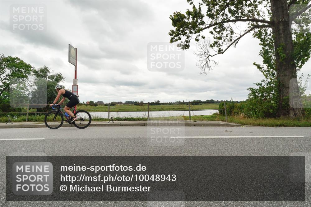 30.08.2026 - Elbe Triathlon Hamburg Michael Burmester http://msf.ph/oto/10048943 30.08.2026 15:26:28 Radfahren  meine-sportfotos.de