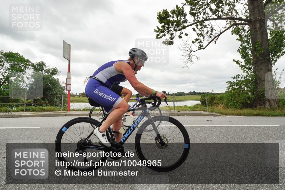 30.08.2026 - Elbe Triathlon Hamburg Michael Burmester http://msf.ph/oto/10048965 30.08.2026 15:26:56 Radfahren  meine-sportfotos.de