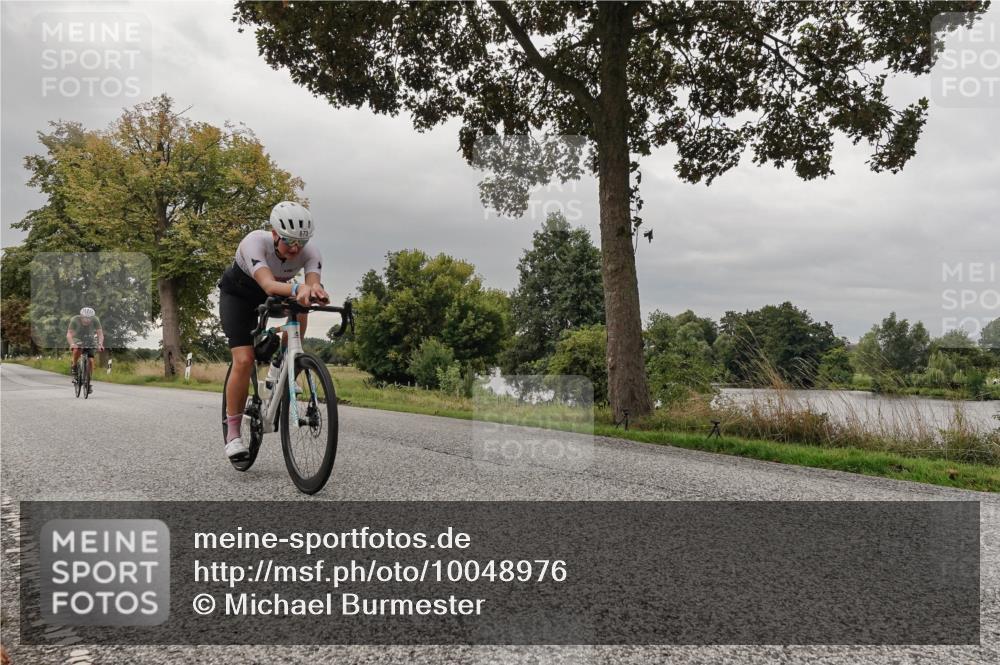 30.08.2026 - Elbe Triathlon Hamburg Michael Burmester http://msf.ph/oto/10048976 30.08.2026 09:46:53 Radfahren 572, 672, 774, 795, 796, 824, 870, 873 meine-sportfotos.de