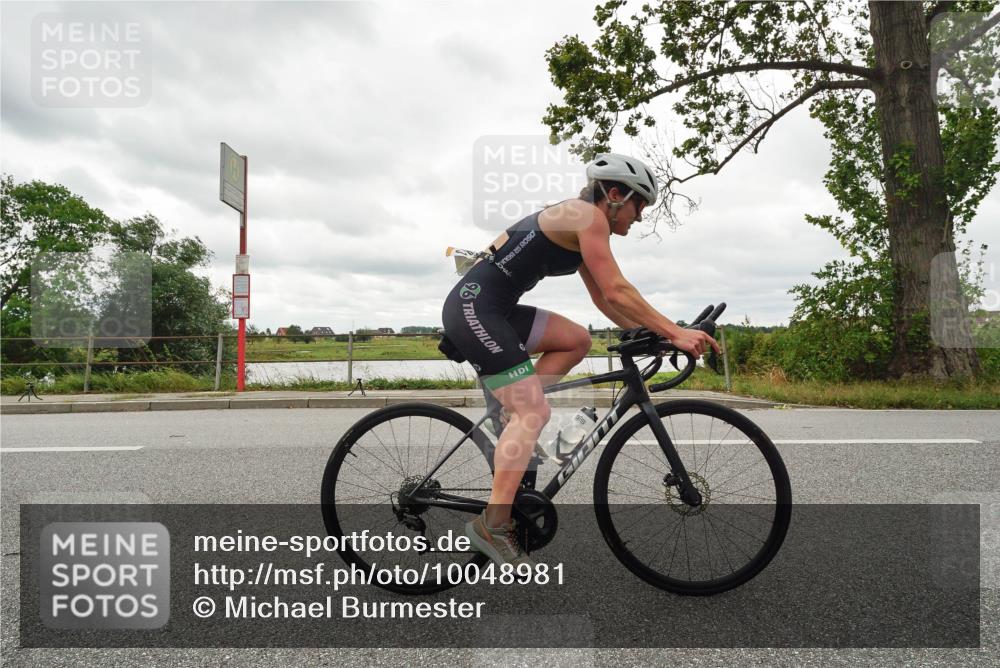 30.08.2026 - Elbe Triathlon Hamburg Michael Burmester http://msf.ph/oto/10048981 30.08.2026 15:27:01 Radfahren  meine-sportfotos.de