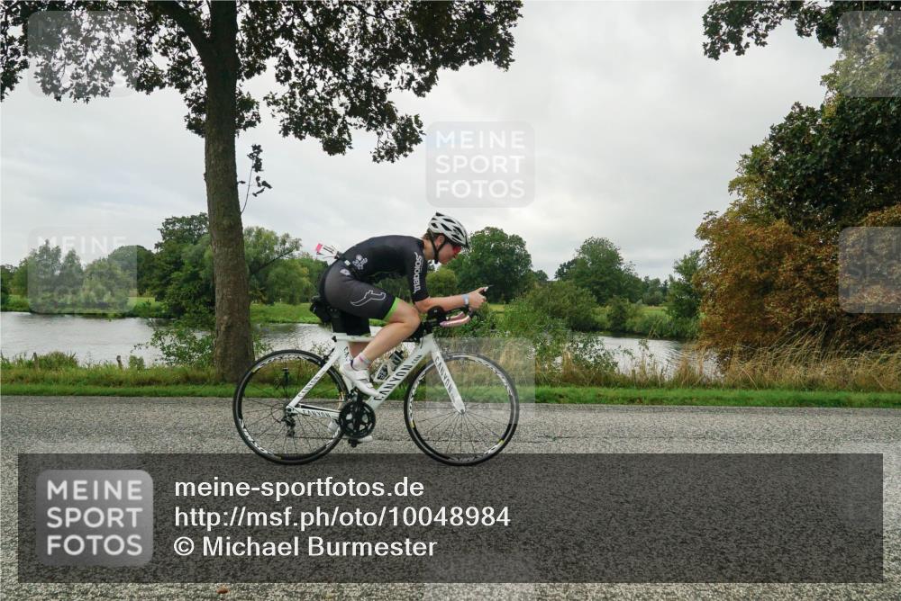 30.08.2026 - Elbe Triathlon Hamburg Michael Burmester http://msf.ph/oto/10048984 30.08.2026 09:35:56 Radfahren 259, 381, 425, 575, 584, 602, 681, 783 meine-sportfotos.de
