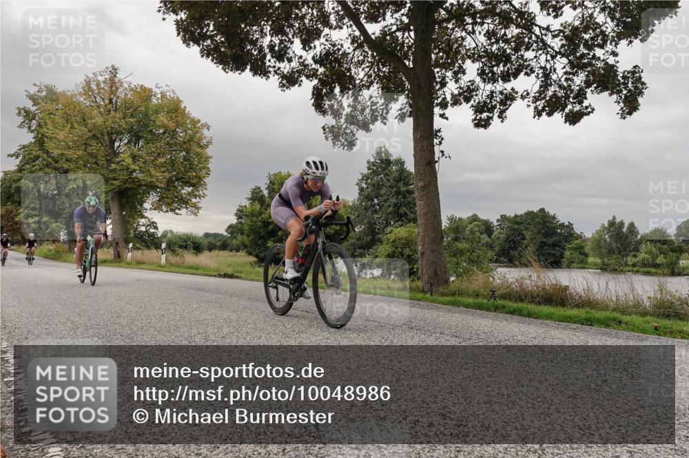 30.08.2026 - Elbe Triathlon Hamburg Michael Burmester http://msf.ph/oto/10048986 30.08.2026 09:46:57 Radfahren 572, 672, 824, 870 meine-sportfotos.de