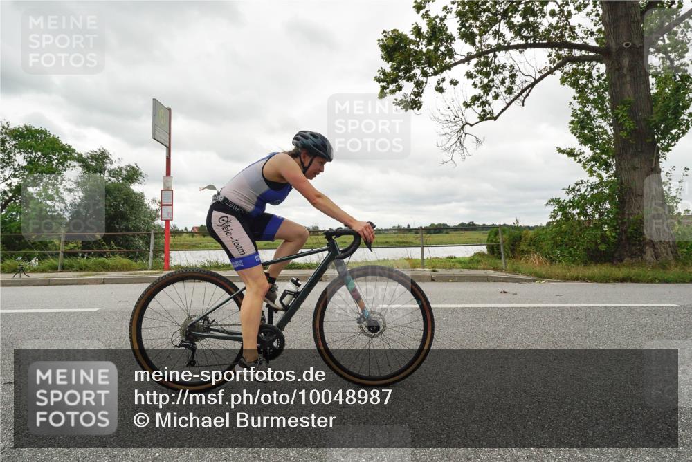 30.08.2026 - Elbe Triathlon Hamburg Michael Burmester http://msf.ph/oto/10048987 30.08.2026 15:27:07 Radfahren  meine-sportfotos.de