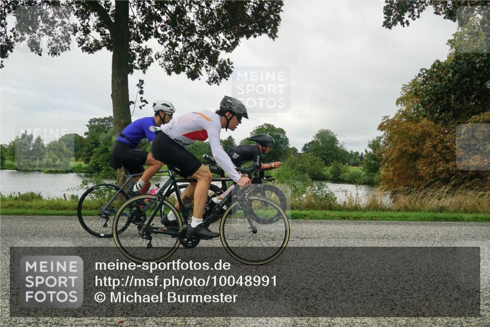 30.08.2026 - Elbe Triathlon Hamburg Michael Burmester http://msf.ph/oto/10048991 30.08.2026 09:35:58 Radfahren 259, 322, 381, 425, 575, 584, 602, 681, 710 meine-sportfotos.de