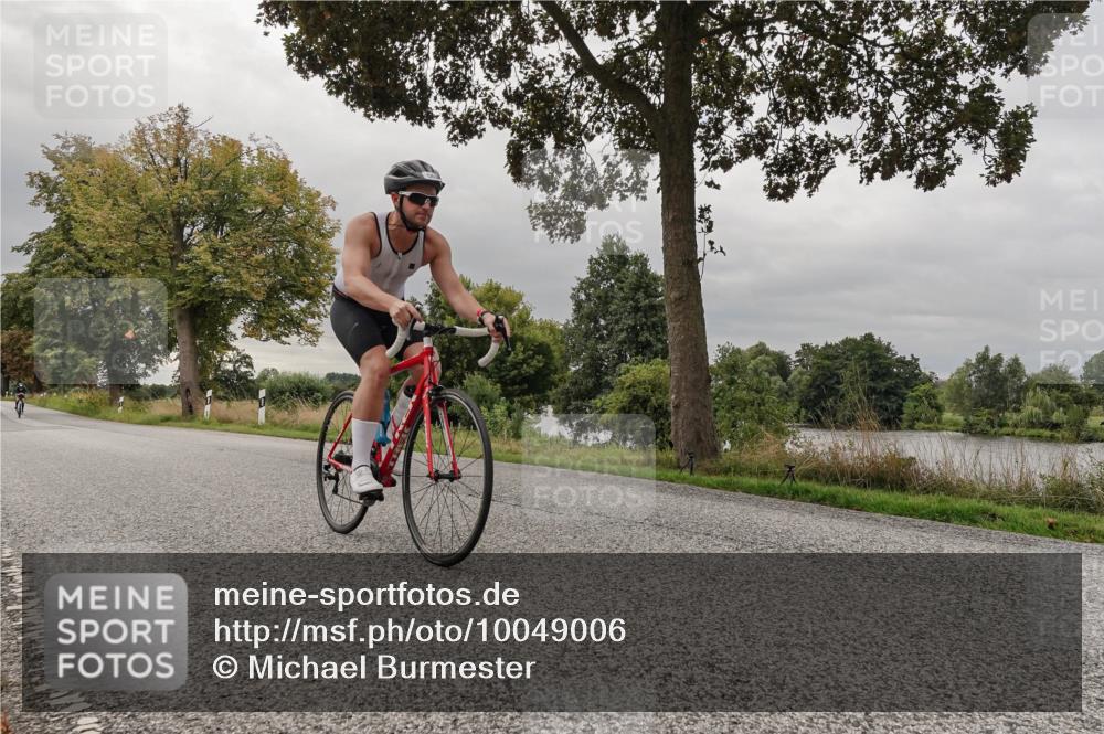 30.08.2026 - Elbe Triathlon Hamburg Michael Burmester http://msf.ph/oto/10049006 30.08.2026 09:47:16 Radfahren 319, 520, 561, 622 meine-sportfotos.de