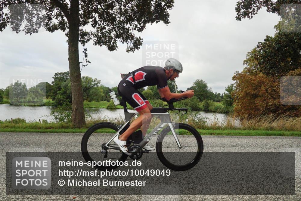 30.08.2026 - Elbe Triathlon Hamburg Michael Burmester http://msf.ph/oto/10049049 30.08.2026 09:36:13 Radfahren 280, 420, 500, 554 meine-sportfotos.de