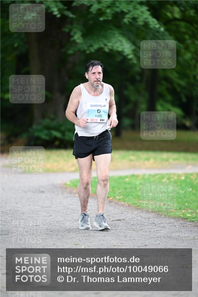 30.08.2026 - Blankeneser Heldenlauf Dr. Thomas Lammeyer http://msf.ph/oto/10049066 30.08.2026 11:30:26 Laufen 4025 meine-sportfotos.de