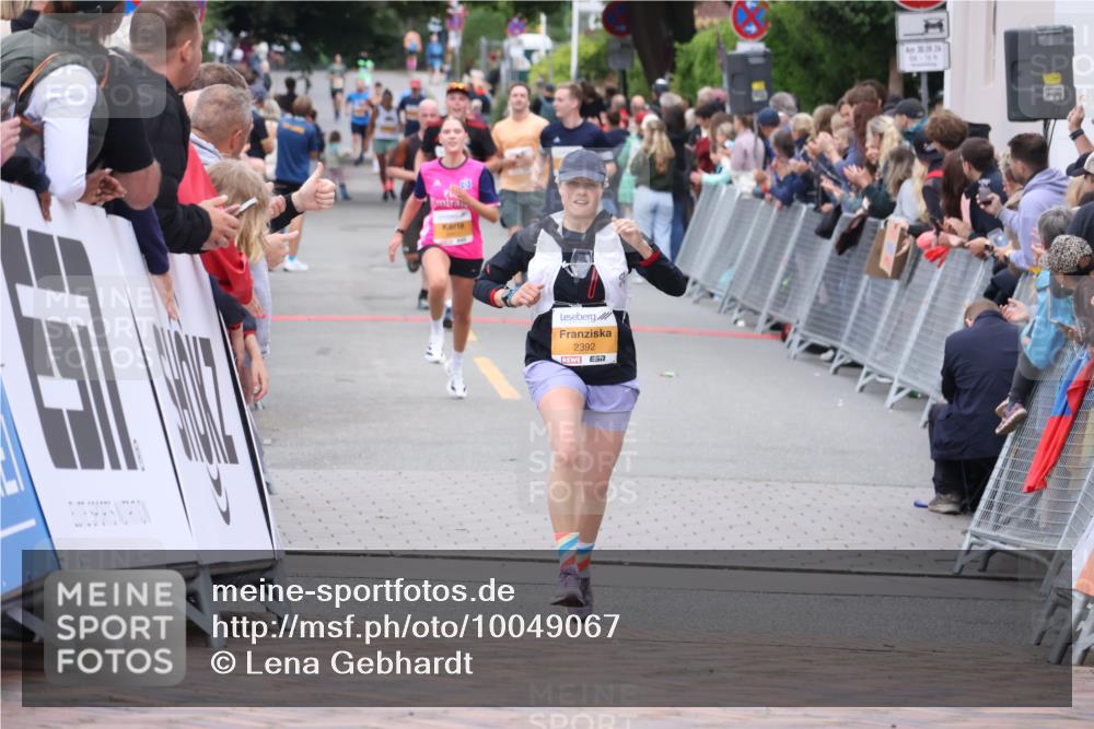 30.08.2026 - Blankeneser Heldenlauf Lena Gebhardt http://msf.ph/oto/10049067 30.08.2026 11:56:18 Ziel 2048, 2392 meine-sportfotos.de