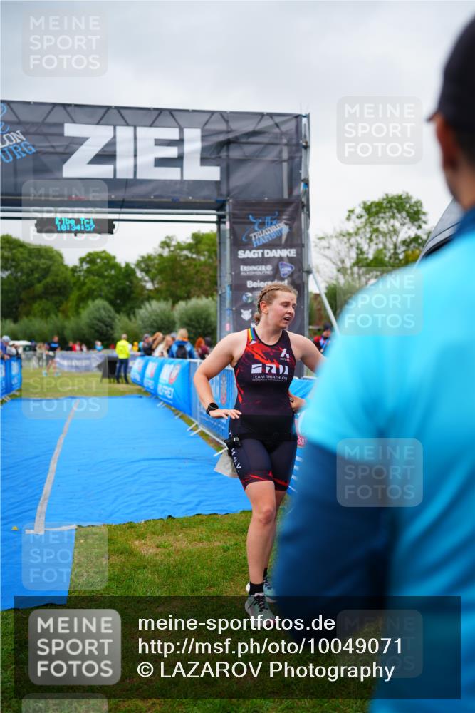 30.08.2026 - Elbe Triathlon Hamburg LAZAROV Photography http://msf.ph/oto/10049071 30.08.2026 10:34:58 Ziel 359 meine-sportfotos.de