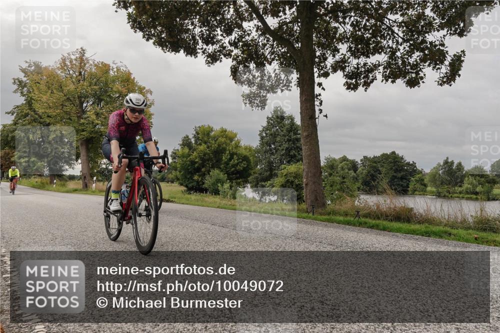 30.08.2026 - Elbe Triathlon Hamburg Michael Burmester http://msf.ph/oto/10049072 30.08.2026 09:47:48 Radfahren 305, 432, 502, 553, 666 meine-sportfotos.de