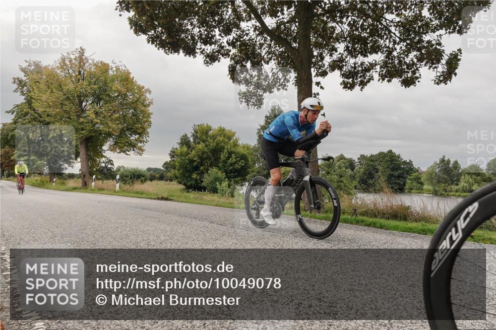 30.08.2026 - Elbe Triathlon Hamburg Michael Burmester http://msf.ph/oto/10049078 30.08.2026 09:47:49 Radfahren 305, 432, 502, 666 meine-sportfotos.de