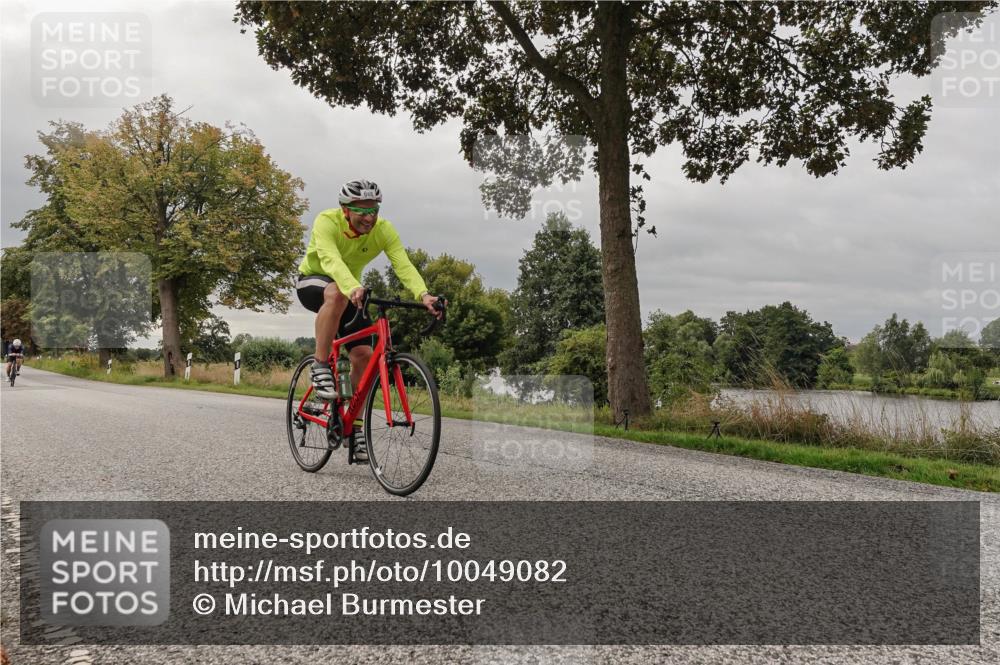 30.08.2026 - Elbe Triathlon Hamburg Michael Burmester http://msf.ph/oto/10049082 30.08.2026 09:47:51 Radfahren 432, 502, 666, 1894 meine-sportfotos.de