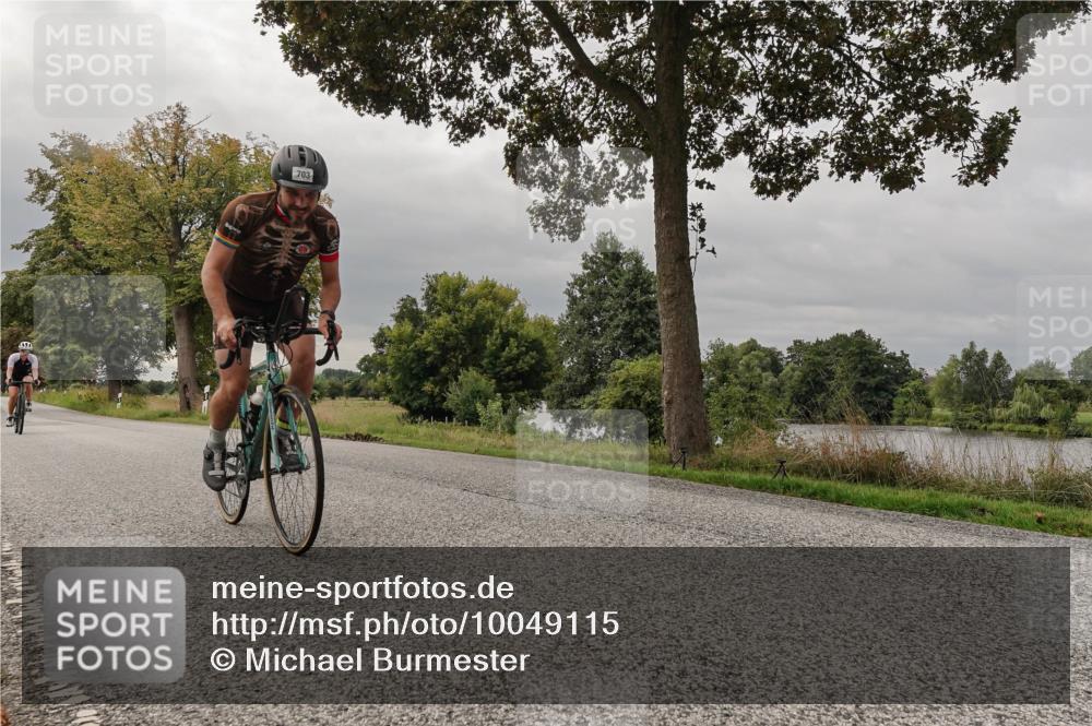 30.08.2026 - Elbe Triathlon Hamburg Michael Burmester http://msf.ph/oto/10049115 30.08.2026 09:48:06 Radfahren 533, 639, 703, 817, 968 meine-sportfotos.de