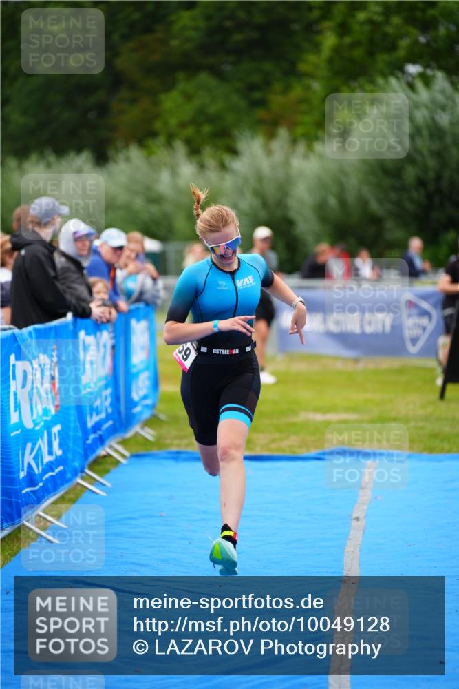30.08.2026 - Elbe Triathlon Hamburg LAZAROV Photography http://msf.ph/oto/10049128 30.08.2026 10:35:05 Ziel 359 meine-sportfotos.de