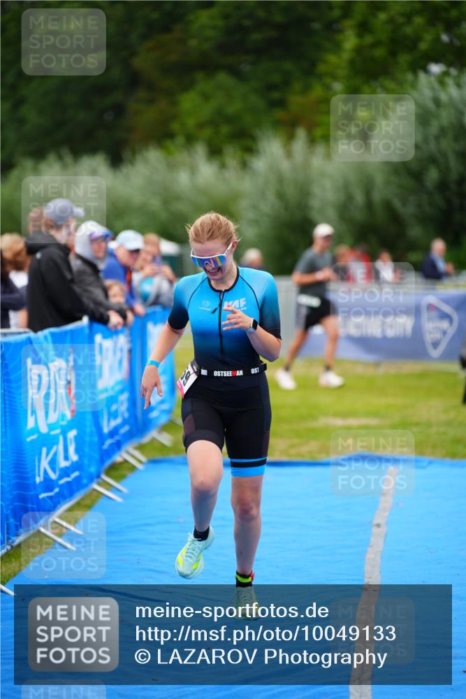30.08.2026 - Elbe Triathlon Hamburg LAZAROV Photography http://msf.ph/oto/10049133 30.08.2026 10:35:05 Ziel 359 meine-sportfotos.de
