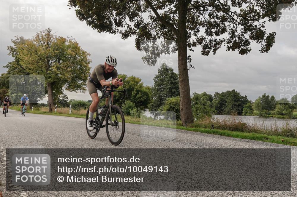 30.08.2026 - Elbe Triathlon Hamburg Michael Burmester http://msf.ph/oto/10049143 30.08.2026 09:48:16 Radfahren 360, 499, 519, 679, 705, 787 meine-sportfotos.de