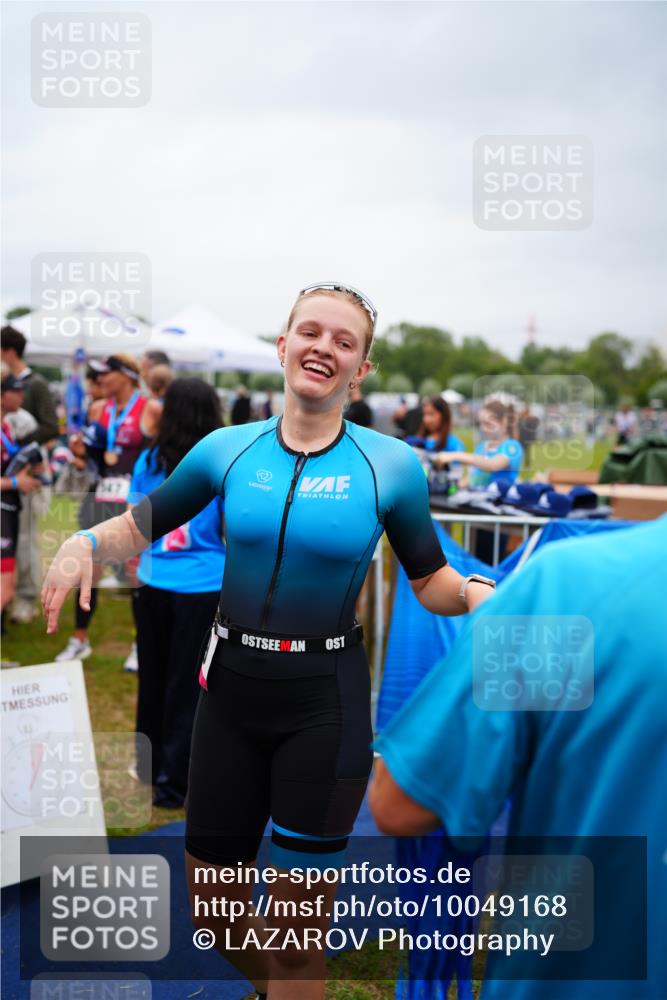 30.08.2026 - Elbe Triathlon Hamburg LAZAROV Photography http://msf.ph/oto/10049168 30.08.2026 10:35:09 Ziel 359 meine-sportfotos.de