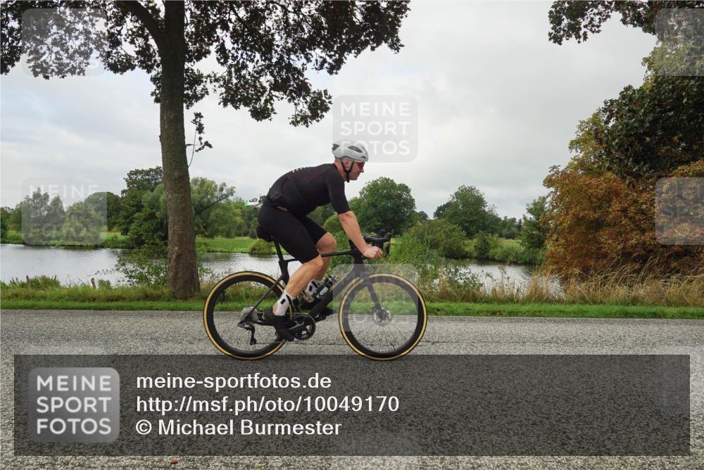 30.08.2026 - Elbe Triathlon Hamburg Michael Burmester http://msf.ph/oto/10049170 30.08.2026 09:37:01 Radfahren 254, 457, 470, 565, 609, 634, 648 meine-sportfotos.de