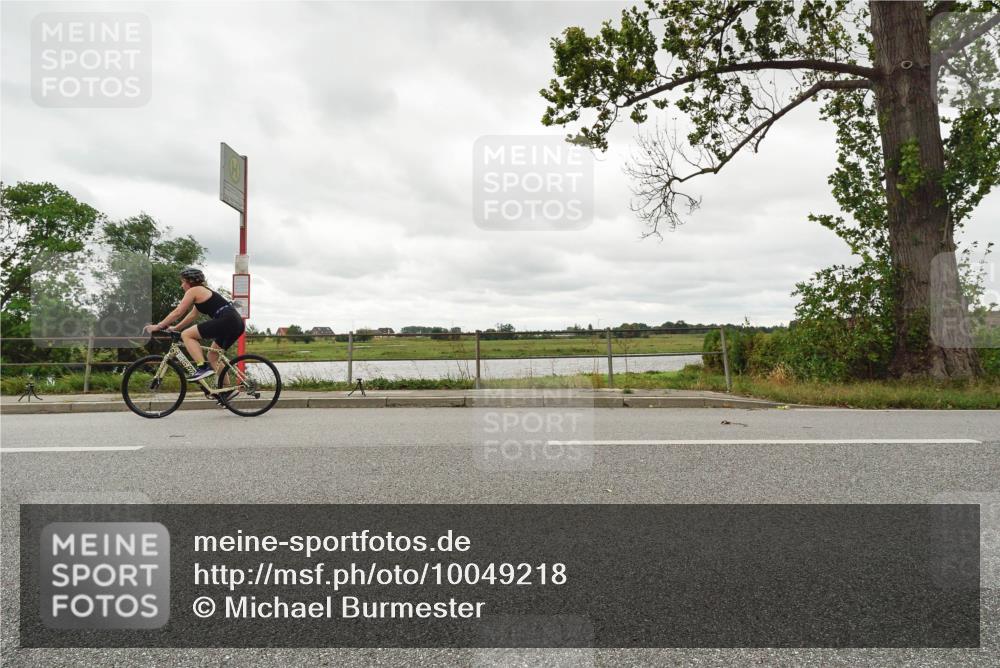 30.08.2026 - Elbe Triathlon Hamburg Michael Burmester http://msf.ph/oto/10049218 30.08.2026 15:29:37 Radfahren  meine-sportfotos.de