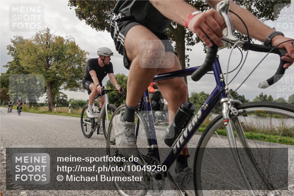 30.08.2026 - Elbe Triathlon Hamburg Michael Burmester http://msf.ph/oto/10049250 30.08.2026 09:49:05 Radfahren 536, 578, 582, 623, 821, 822, 948 meine-sportfotos.de