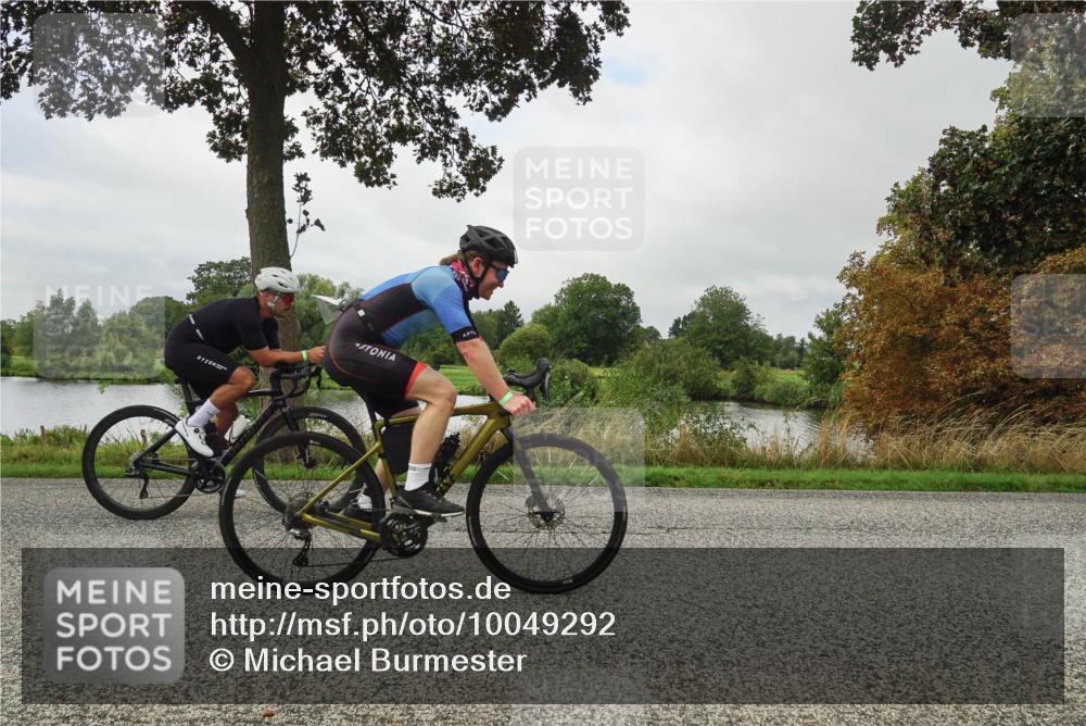 30.08.2026 - Elbe Triathlon Hamburg Michael Burmester http://msf.ph/oto/10049292 30.08.2026 09:37:42 Radfahren 356, 362, 439, 497, 555, 642, 711, 1897 meine-sportfotos.de