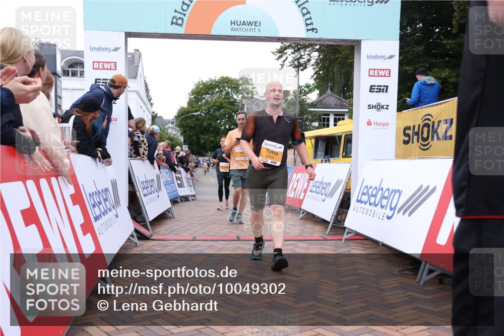 30.08.2026 - Blankeneser Heldenlauf Lena Gebhardt http://msf.ph/oto/10049302 30.08.2026 11:56:32 Ziel 2182, 2262, 2263, 2322, 2407, 2473 meine-sportfotos.de