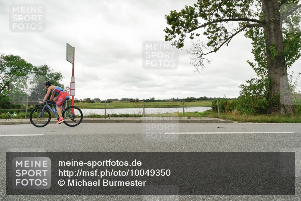 30.08.2026 - Elbe Triathlon Hamburg Michael Burmester http://msf.ph/oto/10049350 30.08.2026 15:30:48 Radfahren  meine-sportfotos.de