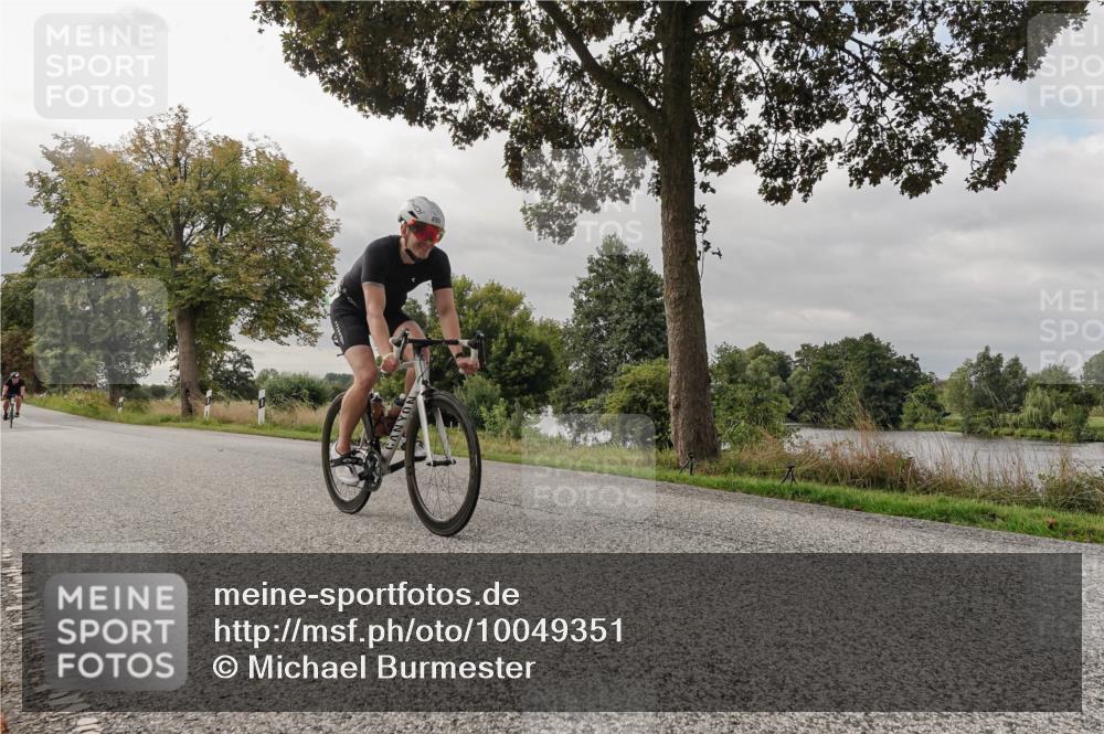30.08.2026 - Elbe Triathlon Hamburg Michael Burmester http://msf.ph/oto/10049351 30.08.2026 09:49:51 Radfahren 458, 483, 490, 498, 542, 687, 794, 854 meine-sportfotos.de