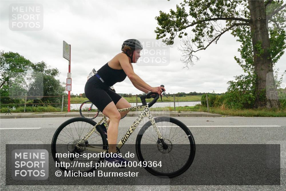30.08.2026 - Elbe Triathlon Hamburg Michael Burmester http://msf.ph/oto/10049364 30.08.2026 15:31:06 Radfahren  meine-sportfotos.de