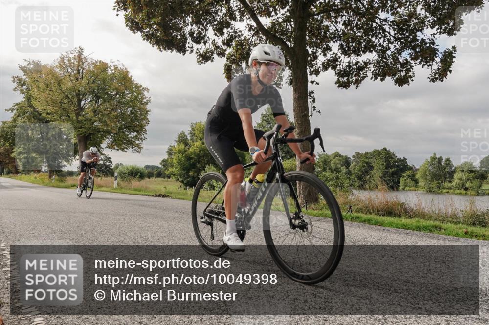 30.08.2026 - Elbe Triathlon Hamburg Michael Burmester http://msf.ph/oto/10049398 30.08.2026 09:50:09 Radfahren 444, 659, 845 meine-sportfotos.de