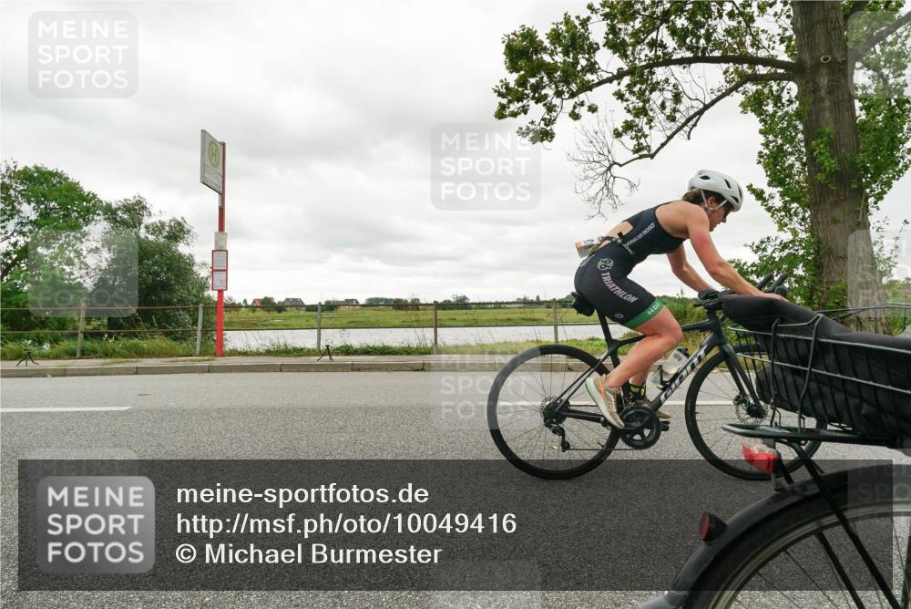 30.08.2026 - Elbe Triathlon Hamburg Michael Burmester http://msf.ph/oto/10049416 30.08.2026 15:31:33 Radfahren  meine-sportfotos.de